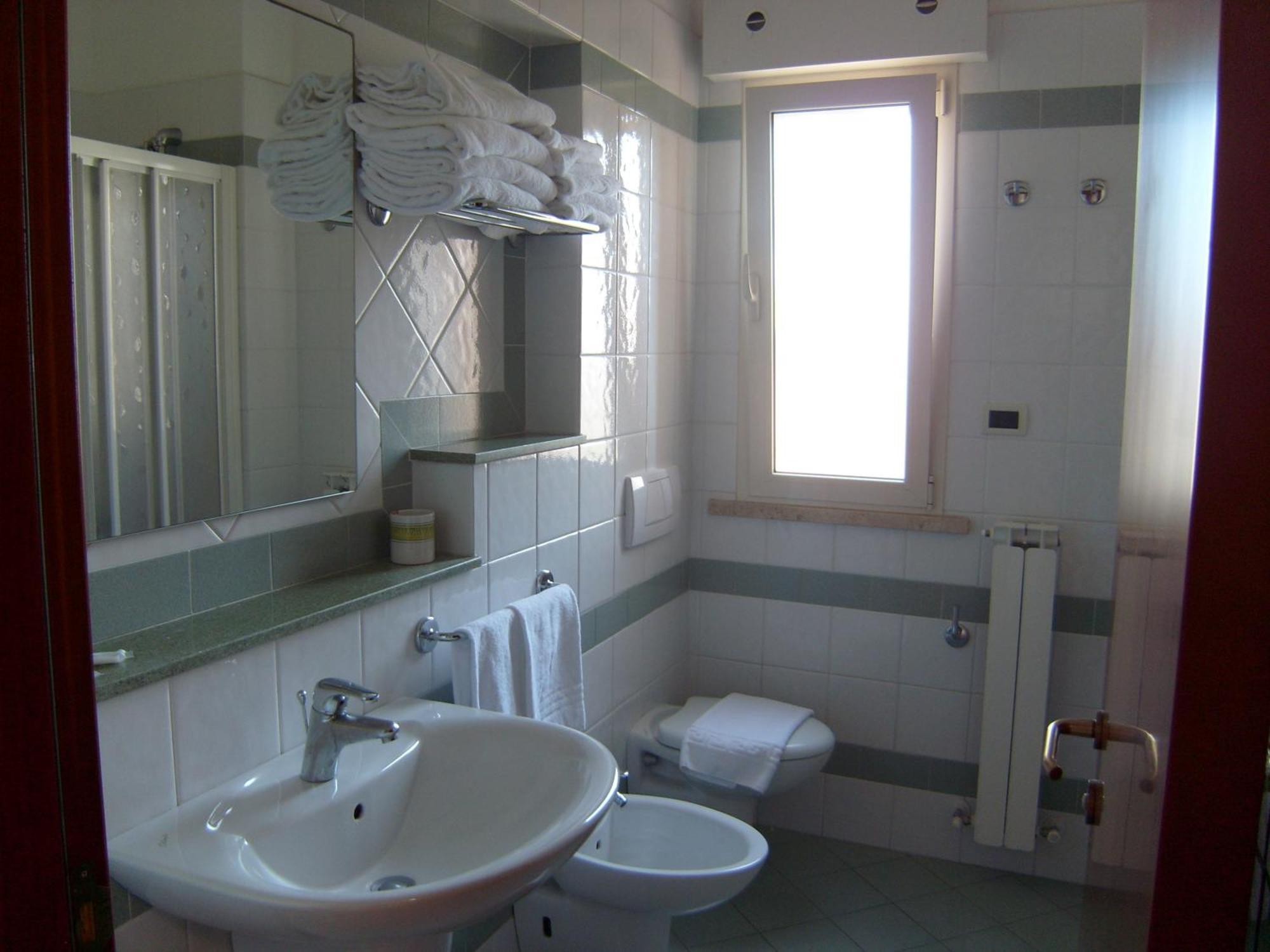 Residence Torre Del Mar Alba Adriatica Pokój zdjęcie