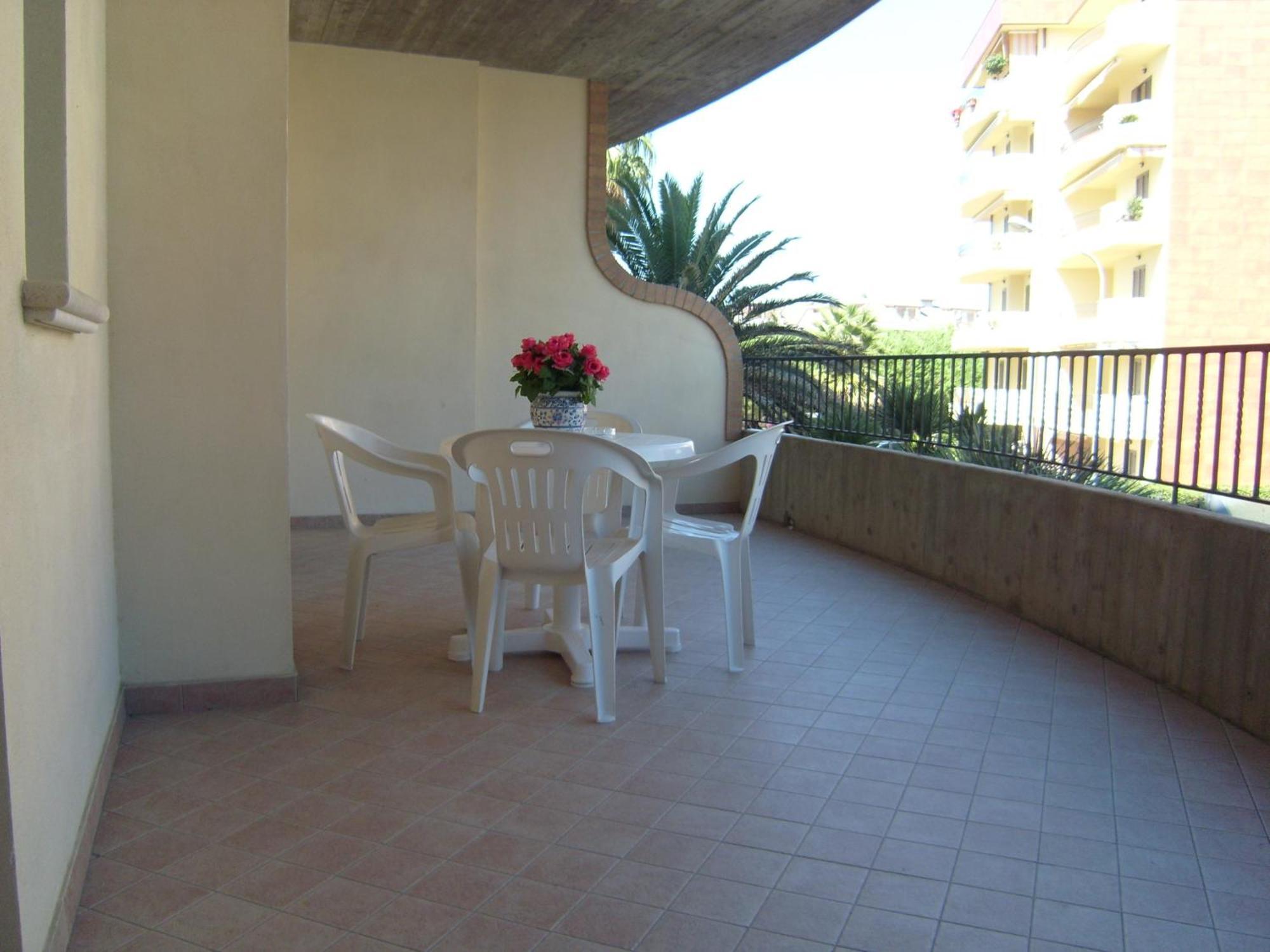 Residence Torre Del Mar Alba Adriatica Pokój zdjęcie