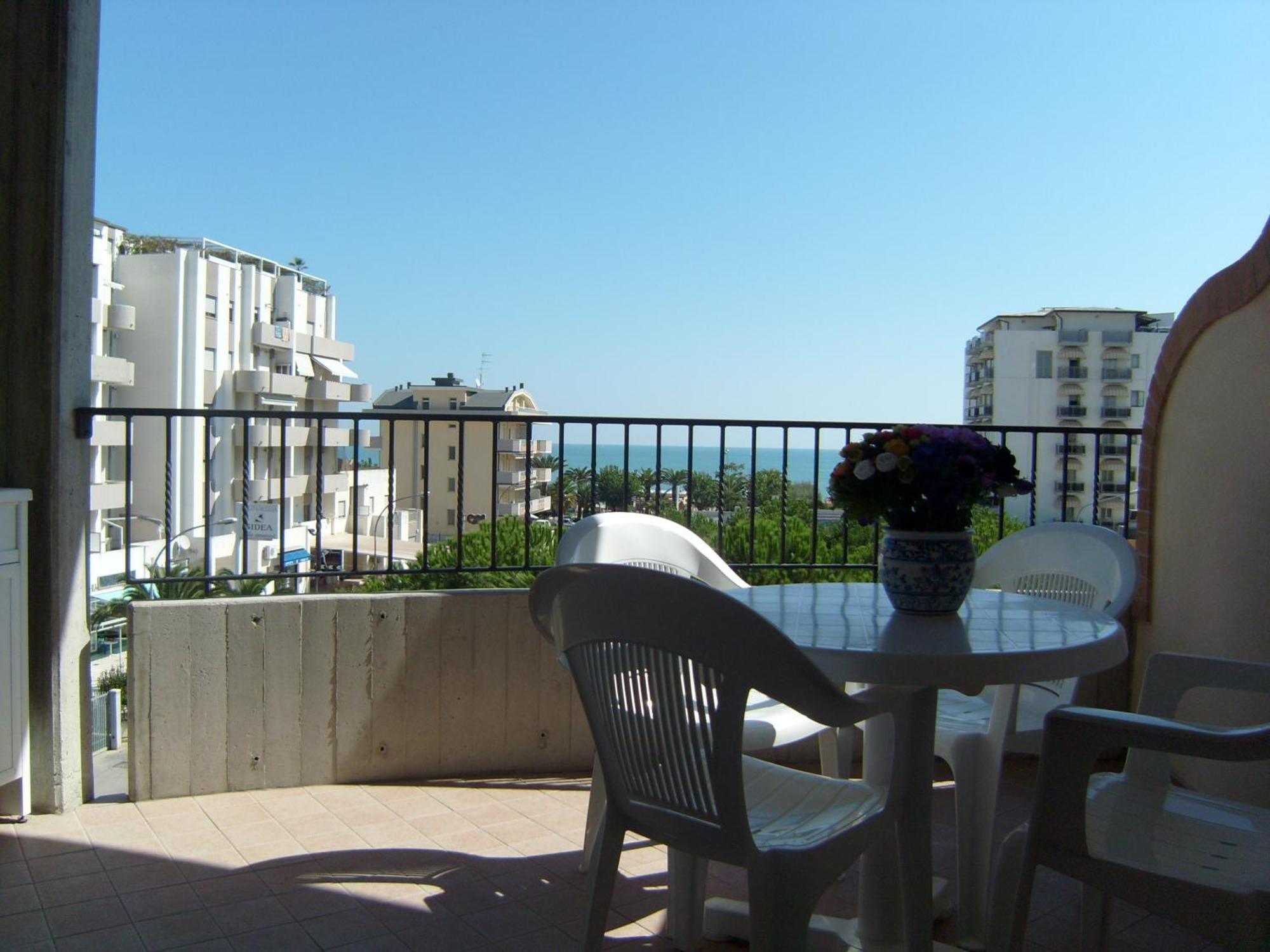 Residence Torre Del Mar Alba Adriatica Pokój zdjęcie
