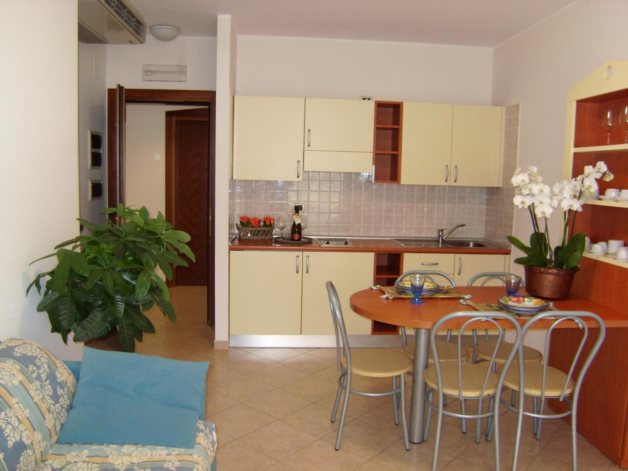 Residence Torre Del Mar Alba Adriatica Pokój zdjęcie