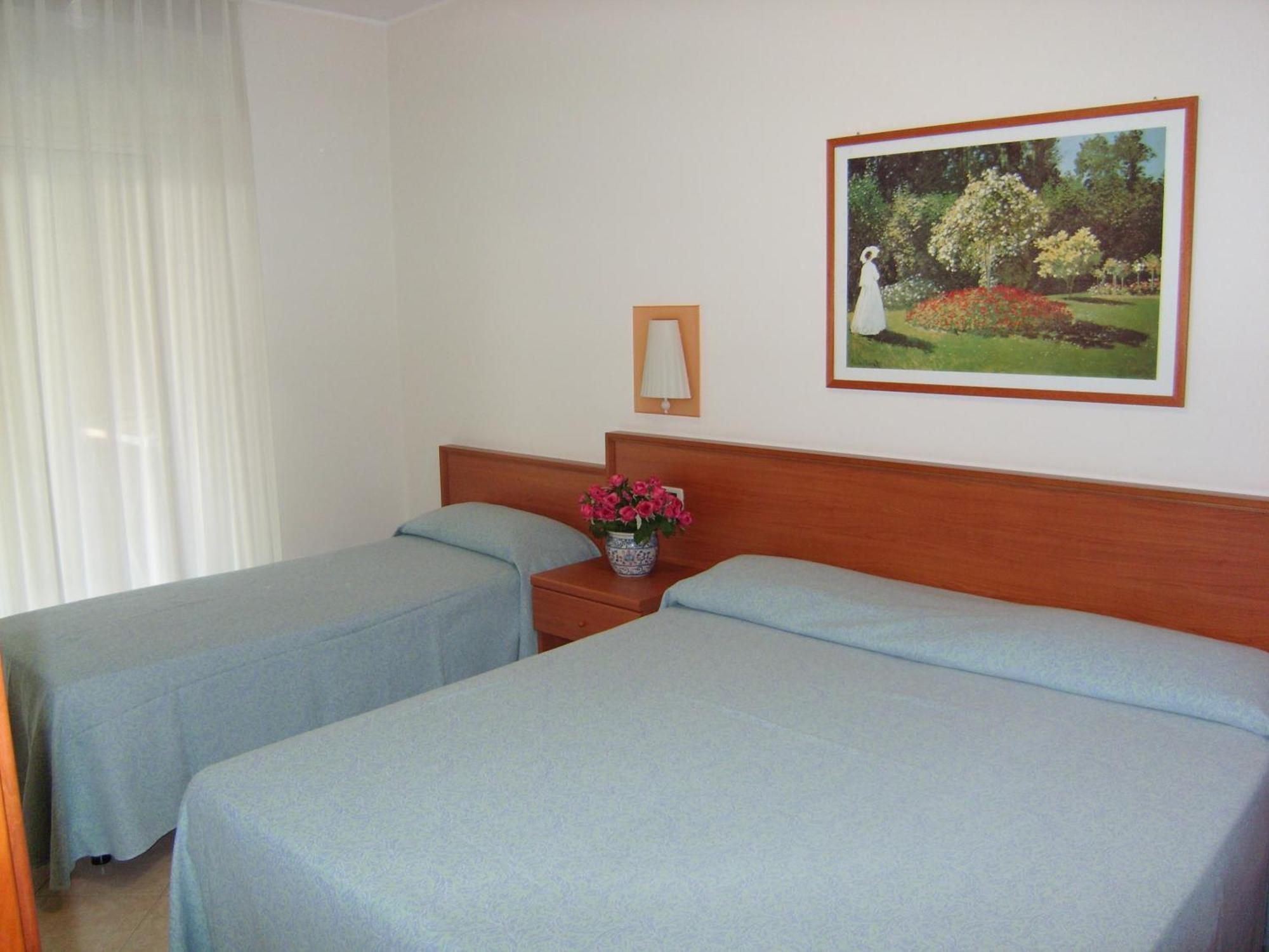 Residence Torre Del Mar Alba Adriatica Pokój zdjęcie